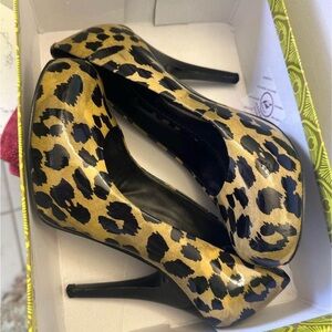 Gianni Bini Heels. Size 7.5